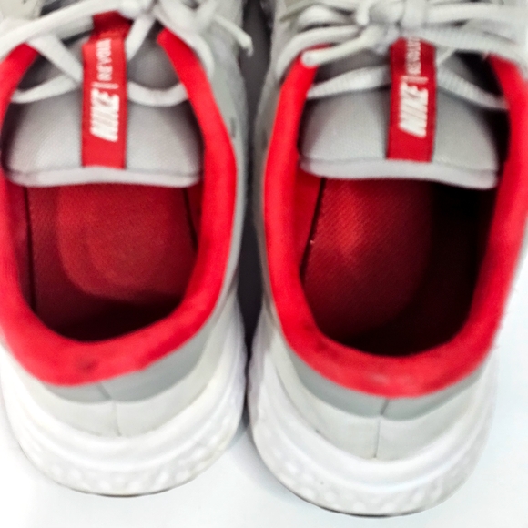 Nike Gray and Red Running Shoes - Picture 4 of 9
